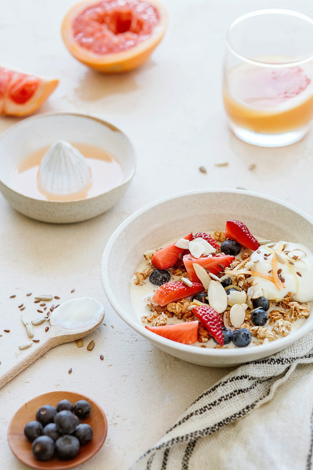 Homemade Yogurt with Granola & Fresh Berries Nice Cooking